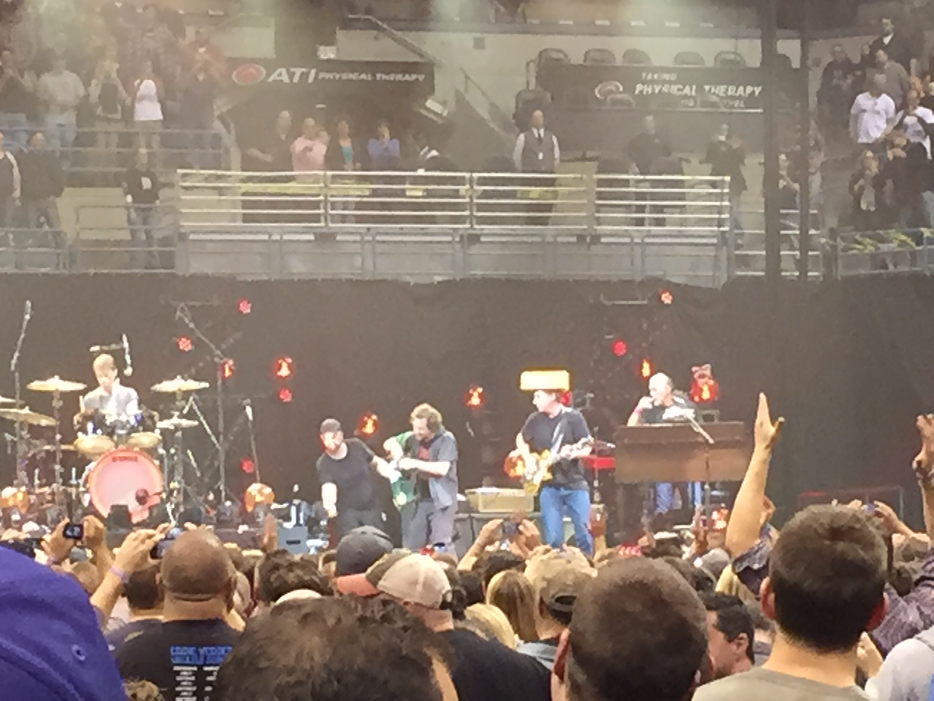 Pearl Jam at Bradley Center — photo 5