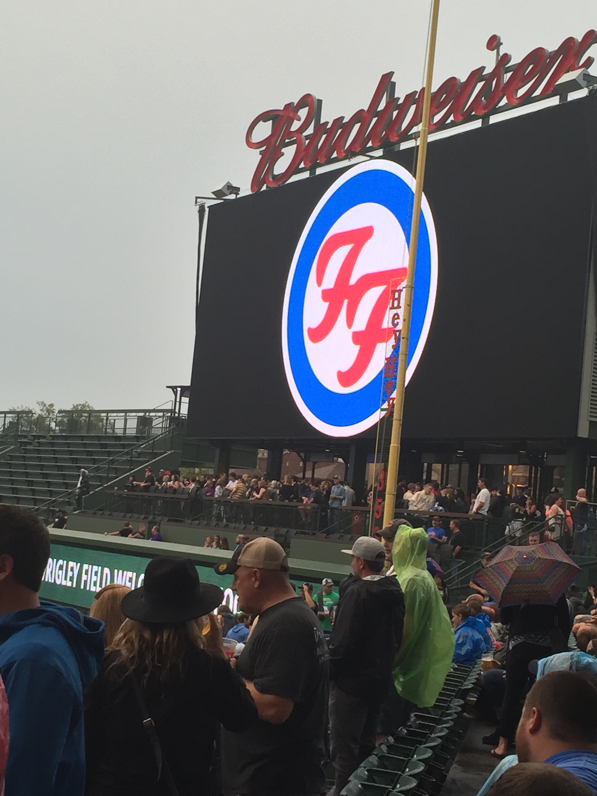 Foo Fighters at Wrigley Field — photo 2