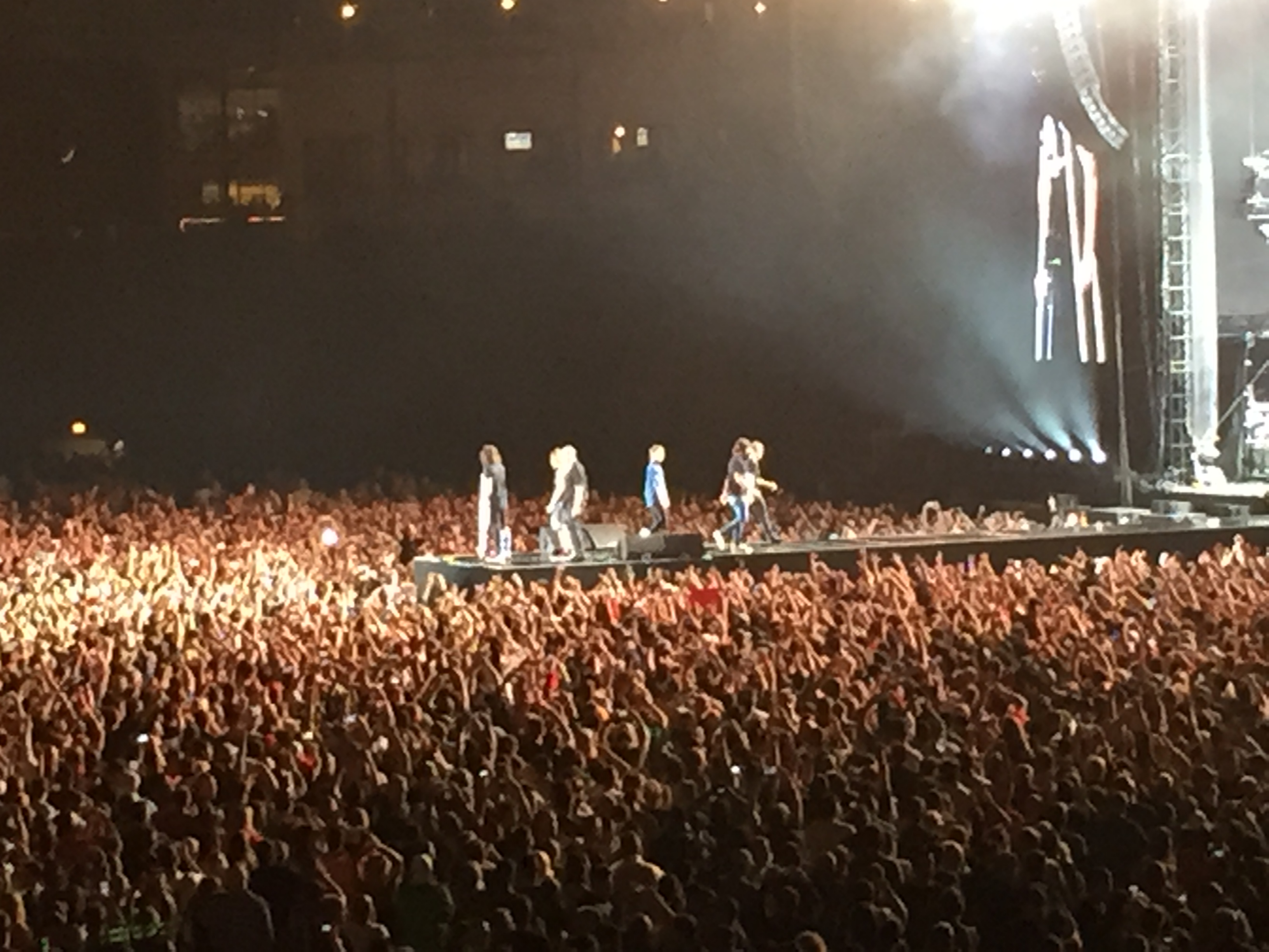Foo Fighters at Wrigley Field — photo 6