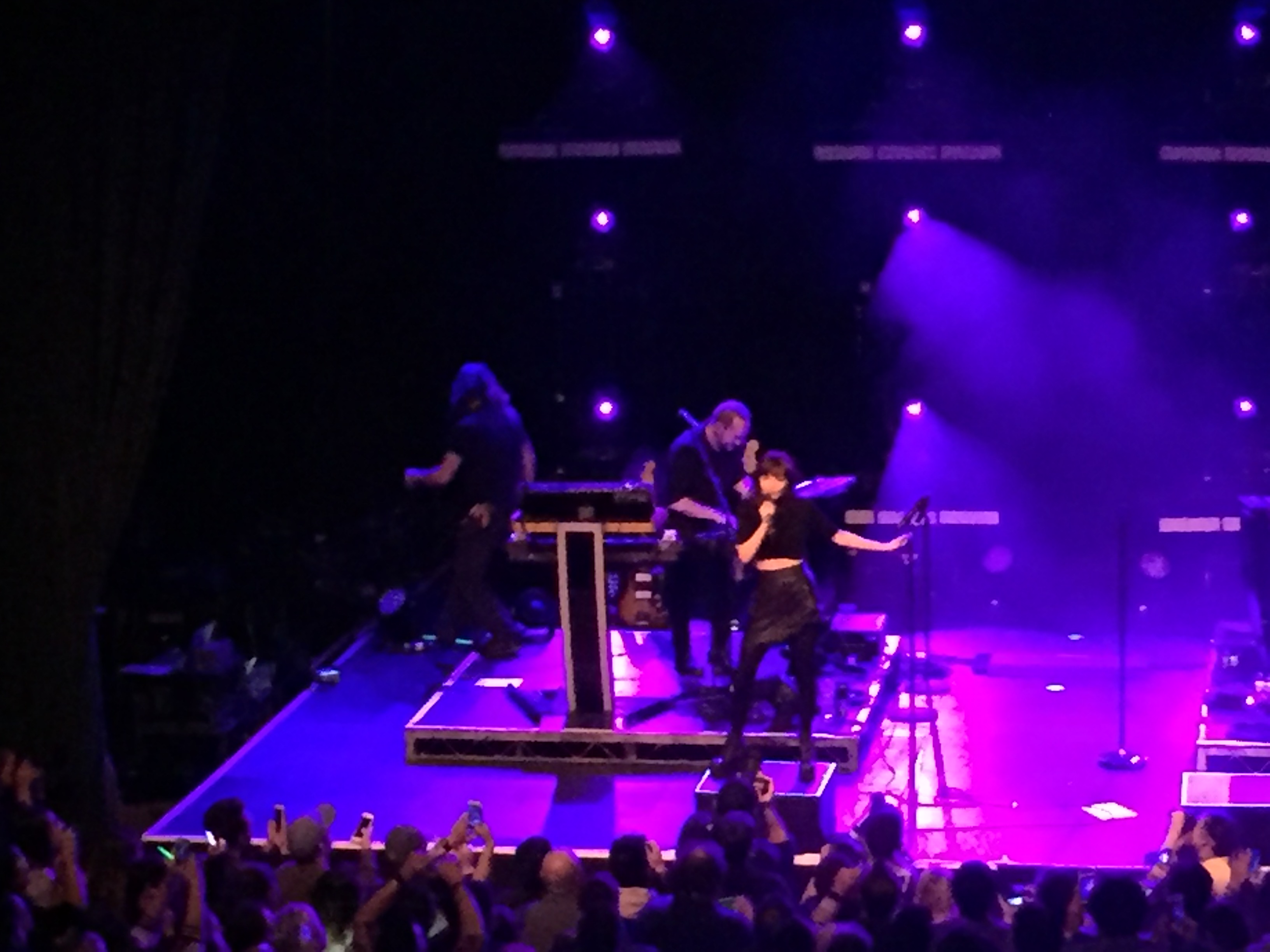 Chvrches at Fonda Theatre — photo 5