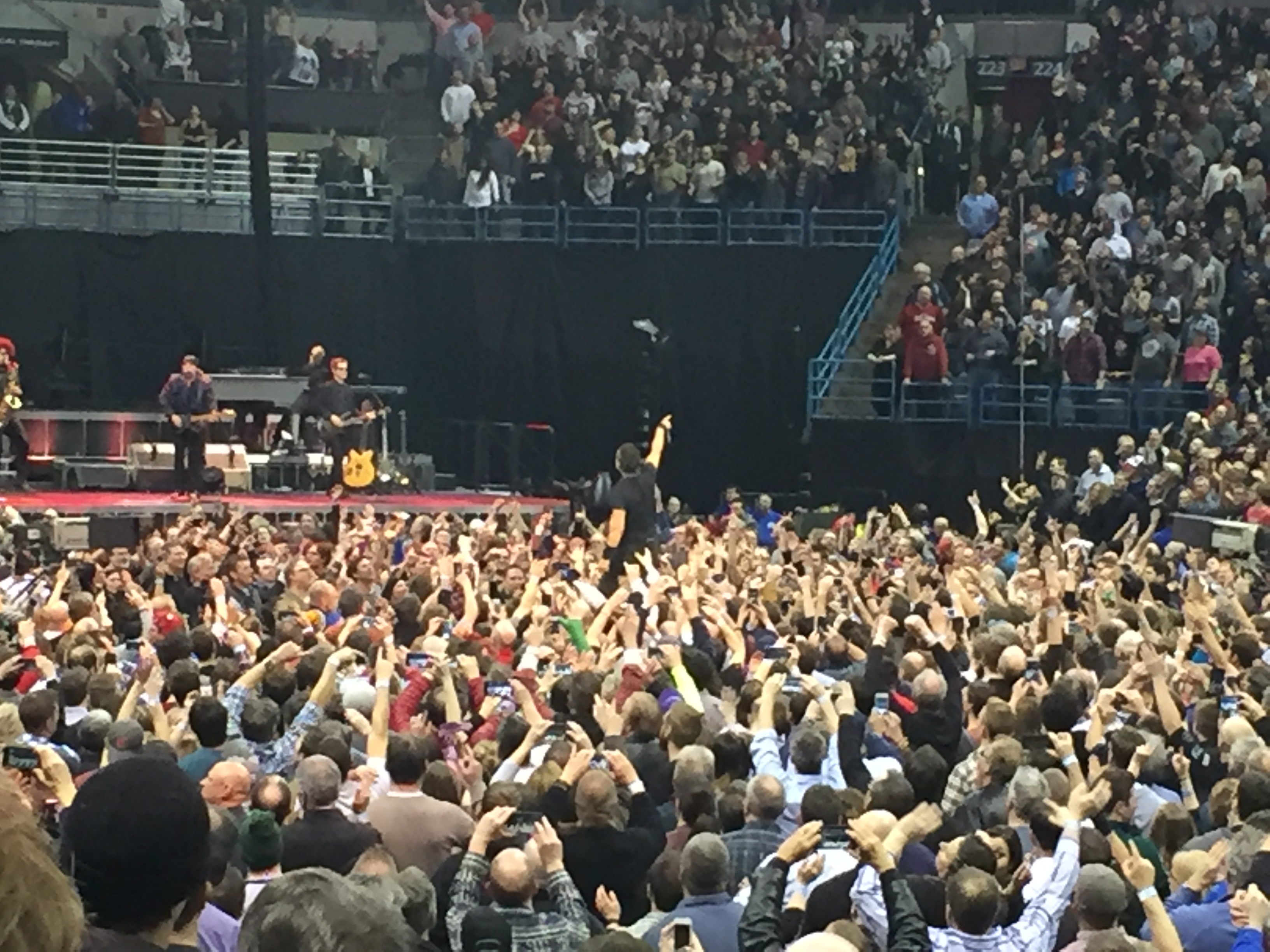 Bruce Springsteen at Bradley Center — photo 2