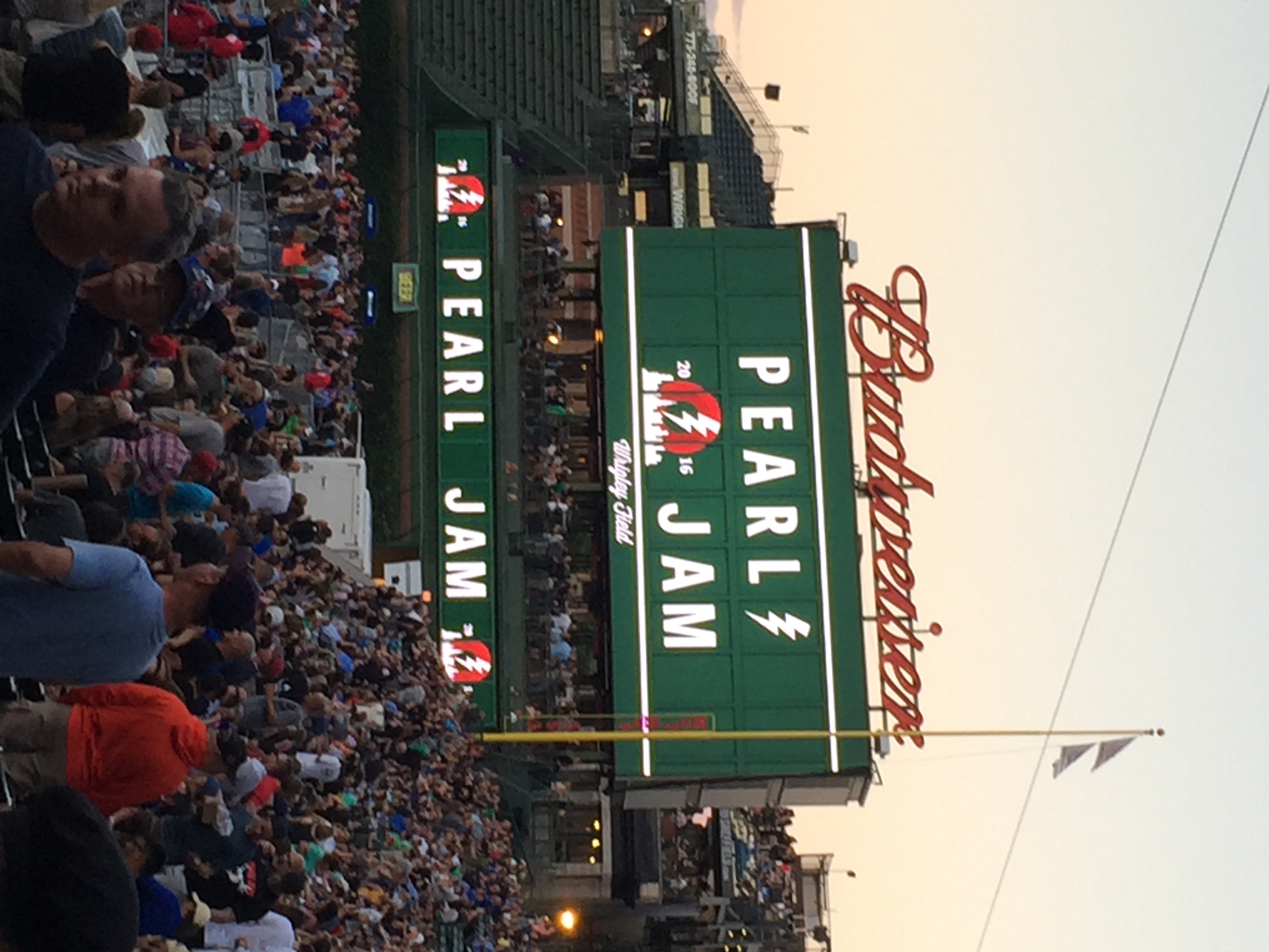 Pearl Jam at Wrigley Field — photo 3
